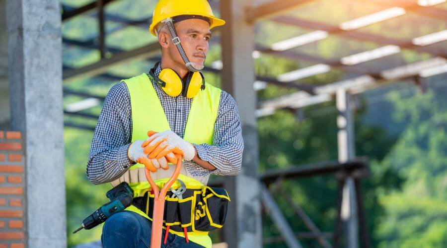 Professional gutter cleaning in Vaughn, WA